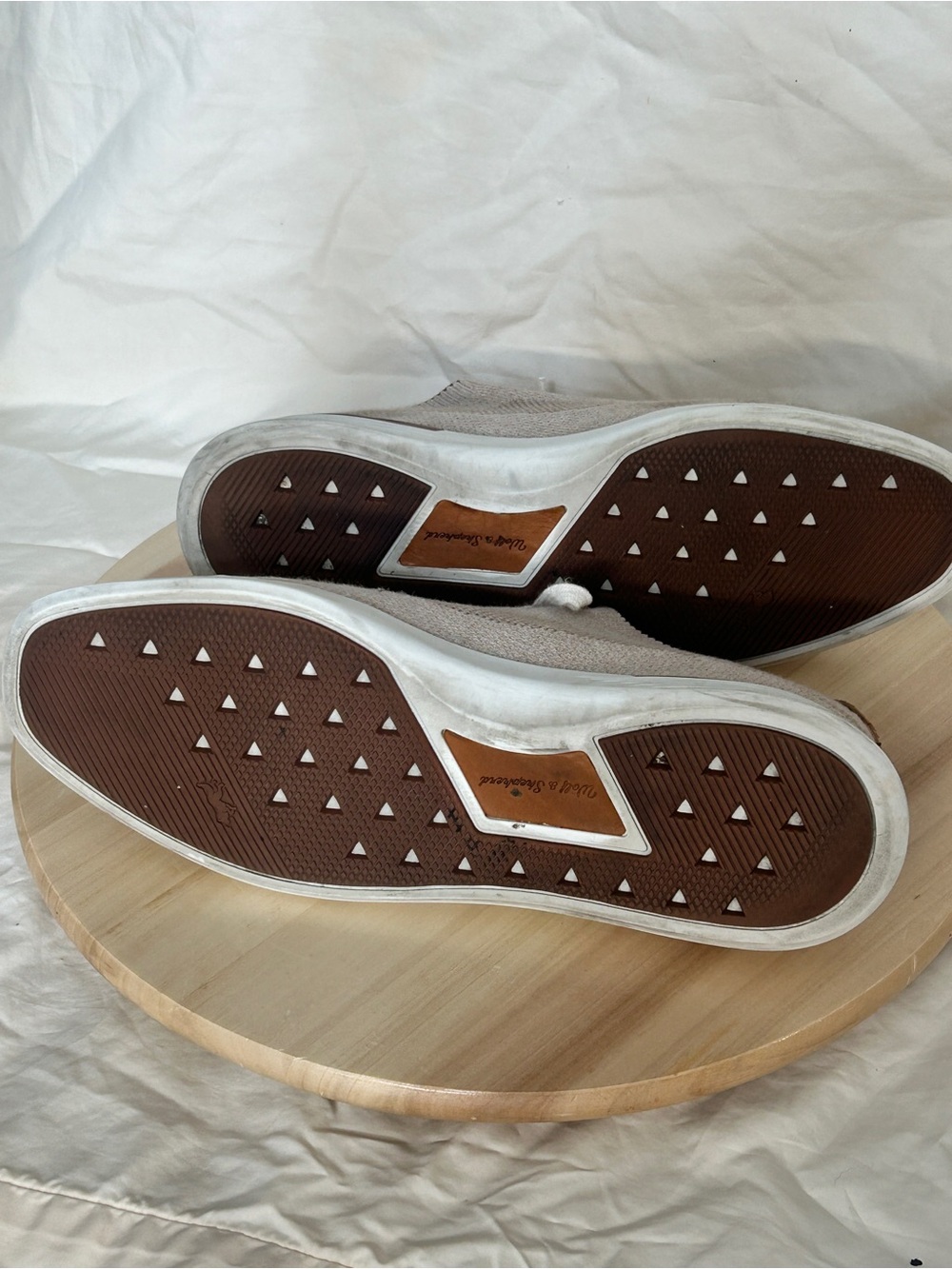 Wolf & Shepherd Men’s SupremeKnit™ Trainer Sneakers Mocha and White US 10 - Picture 6 of 8